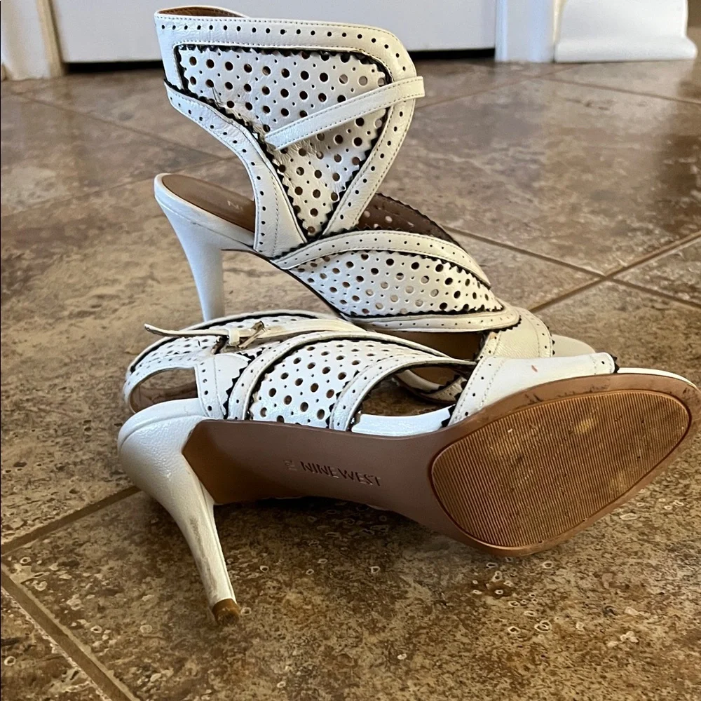 Nine West White Perforated Heels - Picture 5 of 7